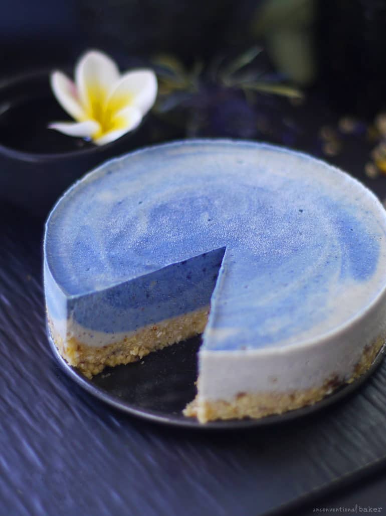 Blue Surf Cake (Raw, Naturally Colored, and Free From: Dairy, Gluten and Grains, Added Oils, Refined Sugar)