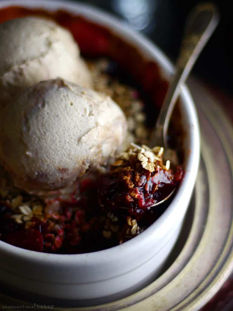 Super Simple Balsamic Plum Oat Crumble (Free From: gluten, dairy, eggs, oils, nuts, and refined sugar. Grain/oat-free option)