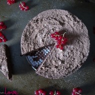 Fig and Chocolate Flourless Cake