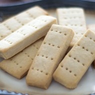 Simple Gluten-Free Vegan Shortbread Cookies